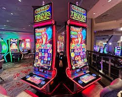 Starburst game reel display showing symbols and payline alignment on mitoto login